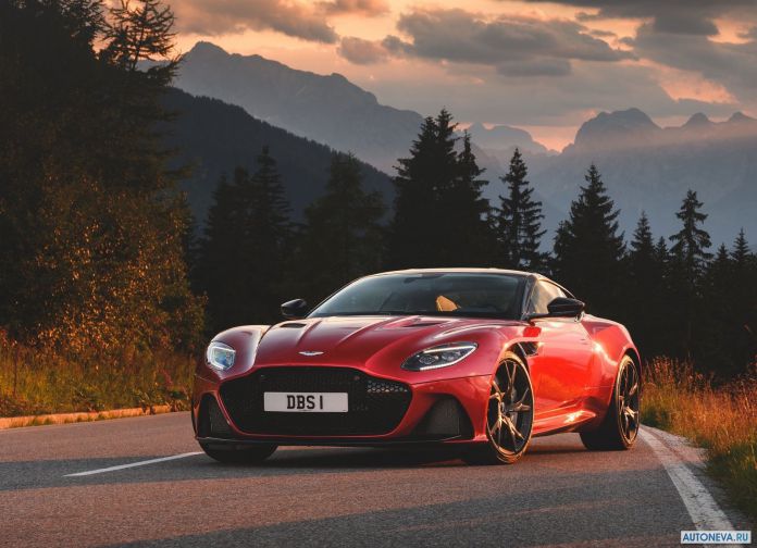2019 Aston Martin DBS Superleggera - фотография 5 из 153