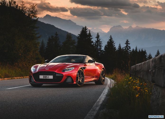 2019 Aston Martin DBS Superleggera - фотография 6 из 153