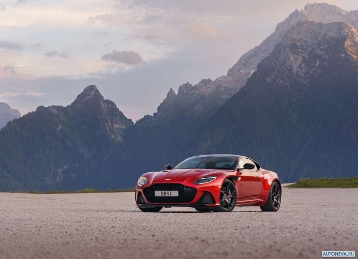 2019 Aston Martin DBS Superleggera - фотография 10 из 153