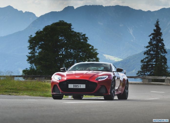 2019 Aston Martin DBS Superleggera - фотография 28 из 153