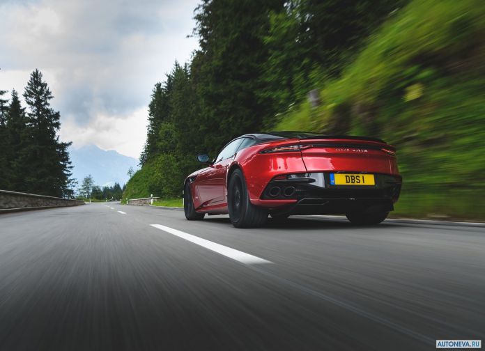 2019 Aston Martin DBS Superleggera - фотография 57 из 153