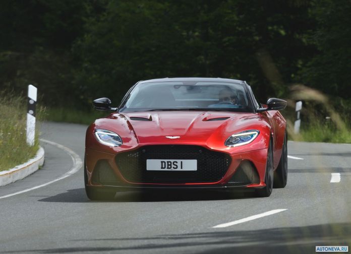 2019 Aston Martin DBS Superleggera - фотография 73 из 153