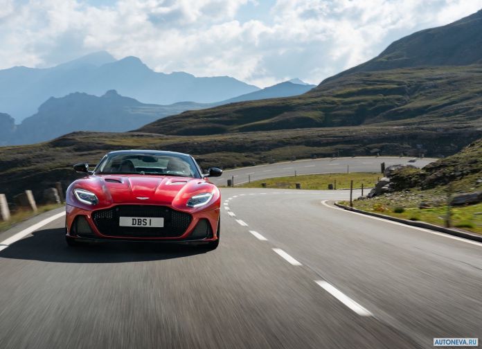 2019 Aston Martin DBS Superleggera - фотография 75 из 153