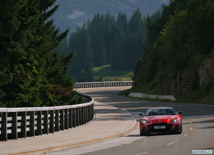 2019 Aston Martin DBS Superleggera - фотография 76 из 153