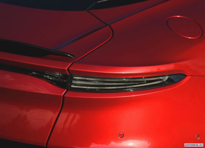 2019 Aston Martin DBS Superleggera - фотография 118 из 153