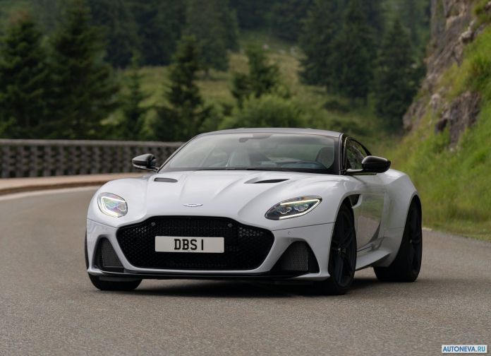 2019 Aston Martin DBS Superleggera White Stone - фотография 9 из 192