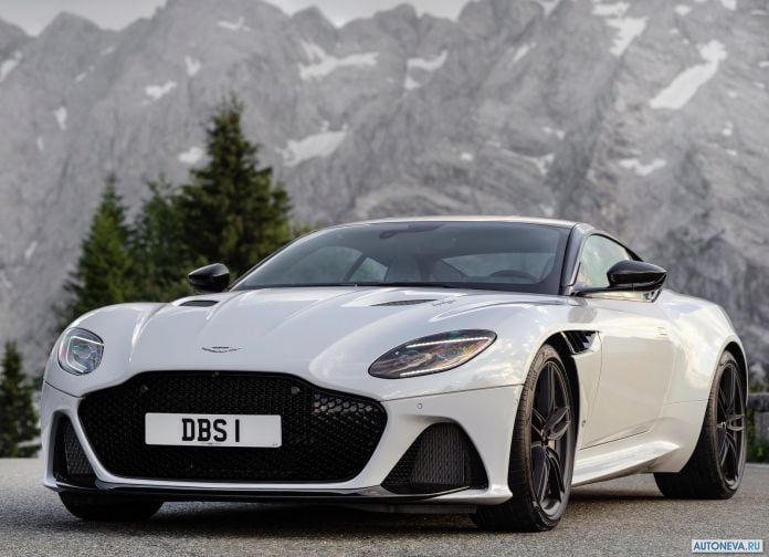 2019 Aston Martin DBS Superleggera White Stone - фотография 11 из 192