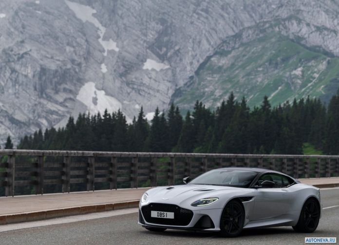 2019 Aston Martin DBS Superleggera White Stone - фотография 15 из 192