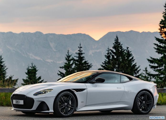 2019 Aston Martin DBS Superleggera White Stone - фотография 17 из 192 2019 Aston Martin DBS Superleggera White Stone - фотография 17 из 192