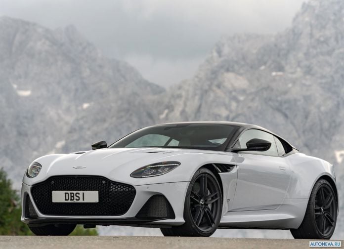 2019 Aston Martin DBS Superleggera White Stone - фотография 24 из 192