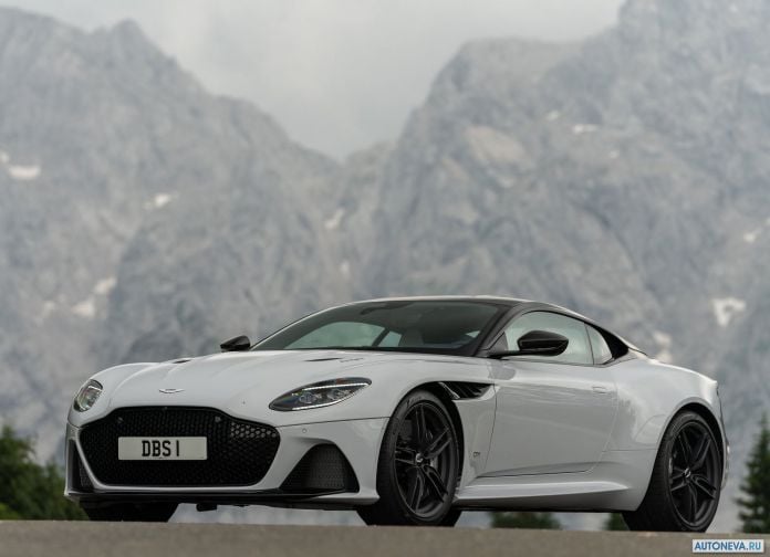 2019 Aston Martin DBS Superleggera White Stone - фотография 26 из 192