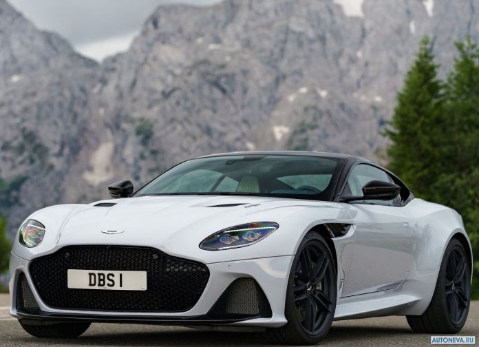 2019 Aston Martin DBS Superleggera White Stone - фотография 29 из 192 2019 Aston Martin DBS Superleggera White Stone - фотография 29 из 192
