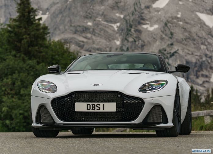 2019 Aston Martin DBS Superleggera White Stone - фотография 31 из 192