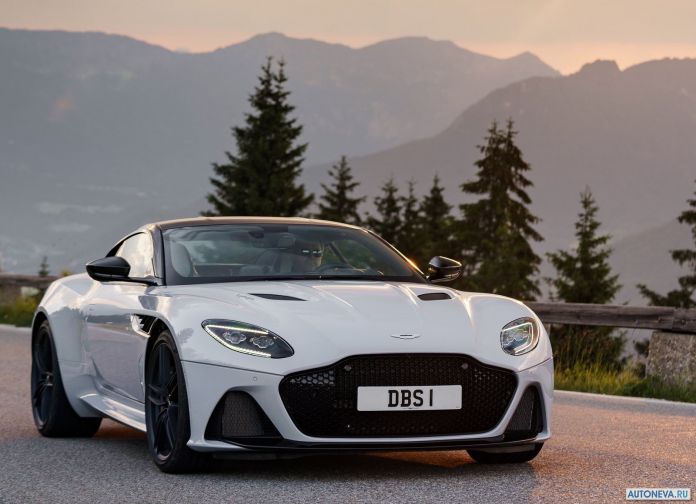 2019 Aston Martin DBS Superleggera White Stone - фотография 48 из 192 2019 Aston Martin DBS Superleggera White Stone - фотография 48 из 192