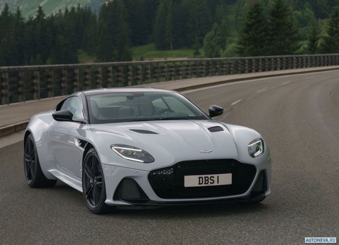 2019 Aston Martin DBS Superleggera White Stone - фотография 50 из 192 2019 Aston Martin DBS Superleggera White Stone - фотография 50 из 192