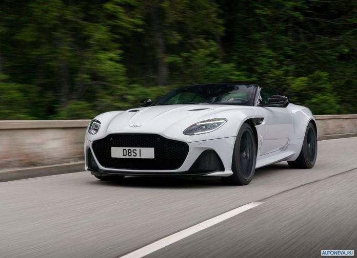 2019 Aston Martin DBS Superleggera White Stone - фотография 70 из 192