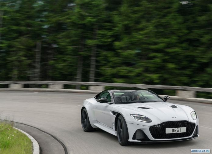 2019 Aston Martin DBS Superleggera White Stone - фотография 72 из 192 2019 Aston Martin DBS Superleggera White Stone - фотография 72 из 192