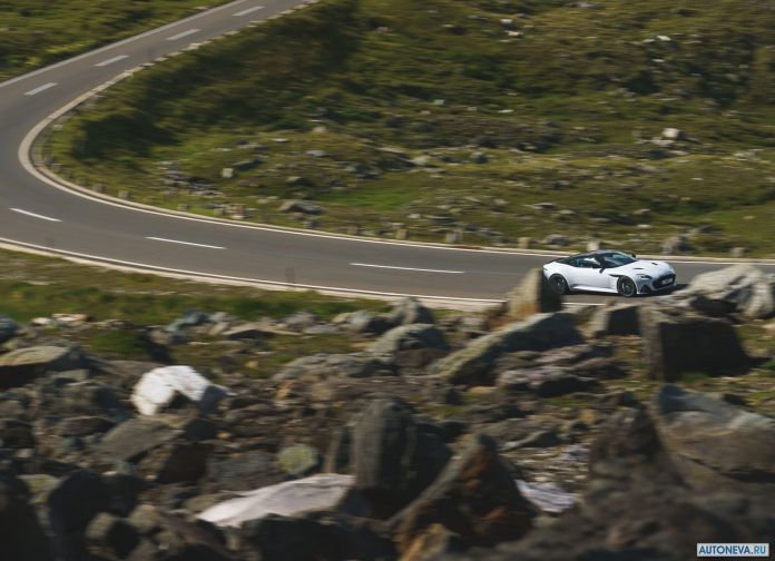 2019 Aston Martin DBS Superleggera White Stone - фотография 73 из 192 2019 Aston Martin DBS Superleggera White Stone - фотография 73 из 192