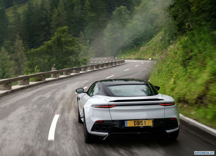 2019 Aston Martin DBS Superleggera White Stone - фотография 96 из 192 2019 Aston Martin DBS Superleggera White Stone - фотография 96 из 192