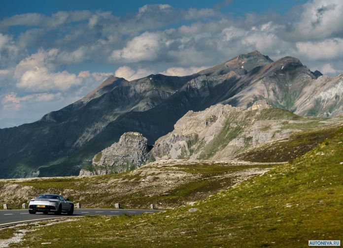 2019 Aston Martin DBS Superleggera White Stone - фотография 98 из 192 2019 Aston Martin DBS Superleggera White Stone - фотография 98 из 192