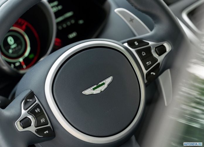 2019 Aston Martin DBS Superleggera White Stone - фотография 109 из 192 2019 Aston Martin DBS Superleggera White Stone - фотография 109 из 192