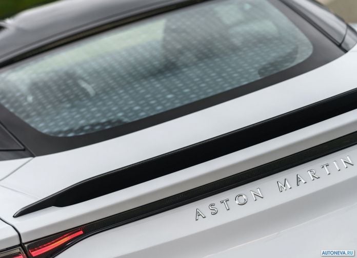 2019 Aston Martin DBS Superleggera White Stone - фотография 140 из 192 2019 Aston Martin DBS Superleggera White Stone - фотография 140 из 192