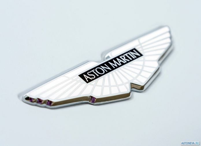 2019 Aston Martin DBS Superleggera White Stone - фотография 157 из 192 2019 Aston Martin DBS Superleggera White Stone - фотография 157 из 192