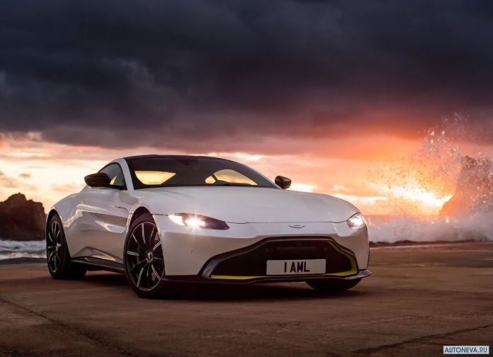 2019 Aston Martin Vantage - фотография 5 из 162