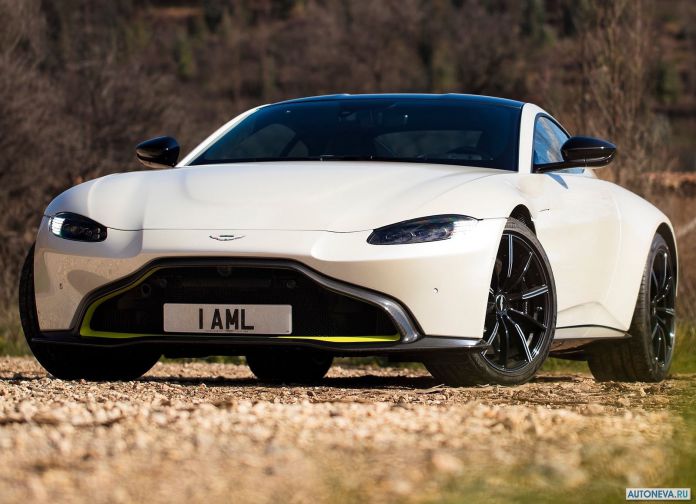 2019 Aston Martin Vantage - фотография 14 из 162