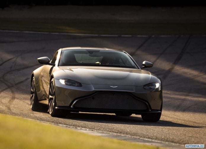 2019 Aston Martin Vantage - фотография 31 из 162