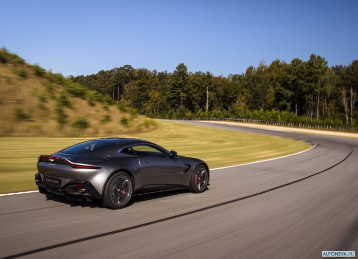 2019 Aston Martin Vantage - фотография 62 из 162