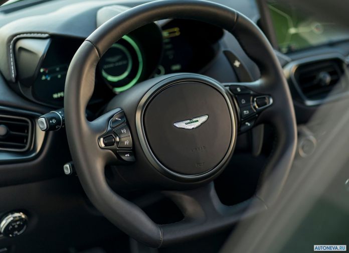 2019 Aston Martin Vantage - фотография 91 из 162