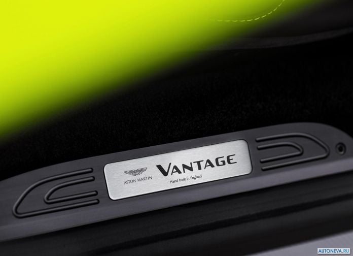 2019 Aston Martin Vantage - фотография 122 из 162