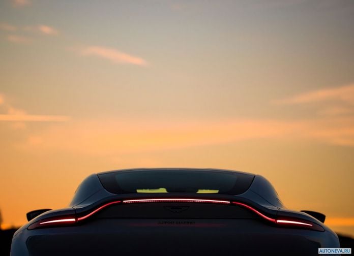 2019 Aston Martin Vantage - фотография 128 из 162