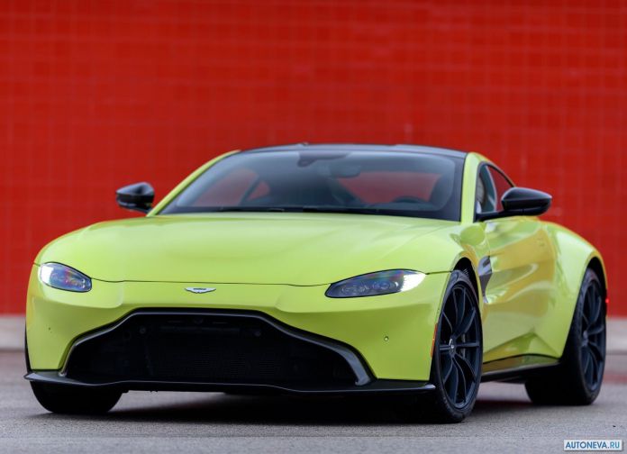 2019 Aston Martin Vantage Lime Essence - фотография 8 из 129