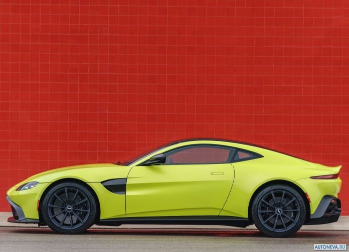 2019 Aston Martin Vantage Lime Essence - фотография 50 из 129