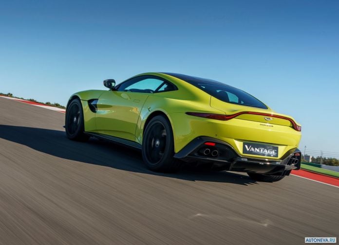 2019 Aston Martin Vantage Lime Essence - фотография 76 из 129