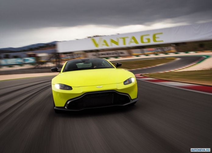 2019 Aston Martin Vantage Lime Essence - фотография 98 из 129
