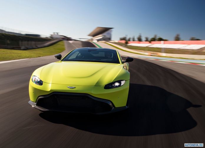 2019 Aston Martin Vantage Lime Essence - фотография 99 из 129