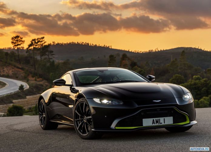 2019 Aston Martin Vantage Onyx Black - фотография 3 из 130