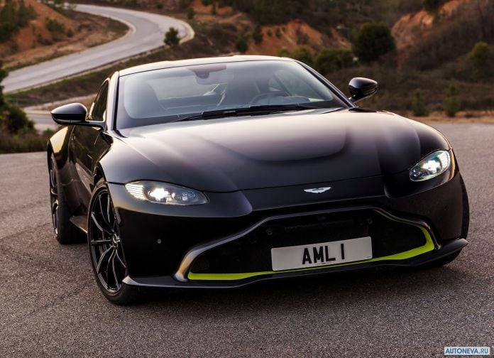 2019 Aston Martin Vantage Onyx Black - фотография 4 из 130