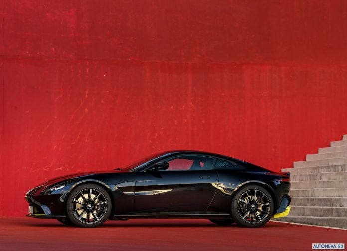 2019 Aston Martin Vantage Onyx Black - фотография 57 из 130