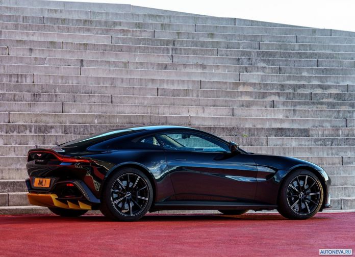 2019 Aston Martin Vantage Onyx Black - фотография 61 из 130