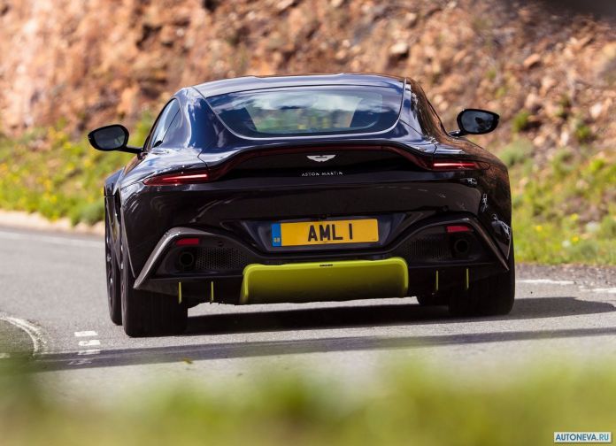 2019 Aston Martin Vantage Onyx Black - фотография 92 из 130