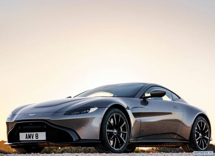 2019 Aston Martin Vantage Tungsten Silver - фотография 1 из 146