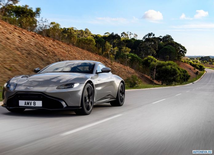 2019 Aston Martin Vantage Tungsten Silver - фотография 41 из 146