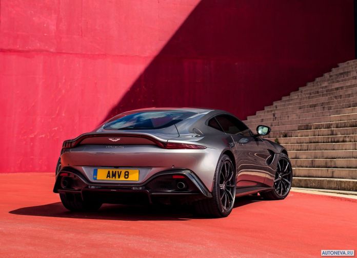 2019 Aston Martin Vantage Tungsten Silver - фотография 79 из 146