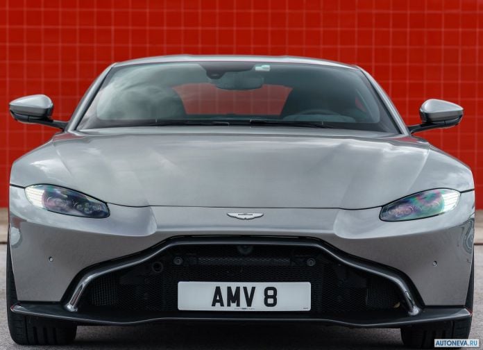 2019 Aston Martin Vantage Tungsten Silver - фотография 97 из 146
