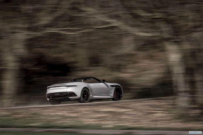 2020 Aston Martin DBS Superleggera Volante - фотография 23 из 40 2020 Aston Martin DBS Superleggera Volante - фотография 23 из 40