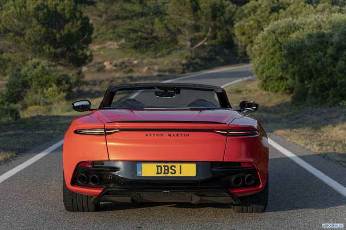 2020 Aston Martin DBS Superleggera Volante - фотография 25 из 40